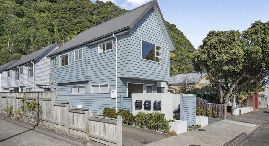  at 1/121 Muritai Road, Eastbourne, Lower Hutt
