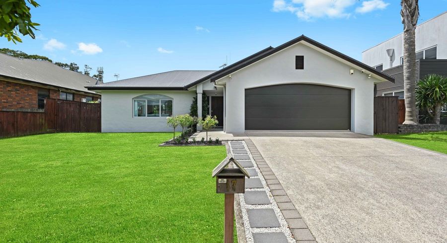  at 17 Westview Place, Western Heights, Hamilton