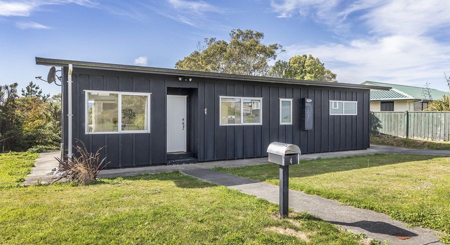  at 4 Doncaster Terrace, Ascot Park, Porirua, Wellington