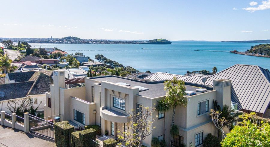  at 5 Paritai Drive, Orakei, Auckland