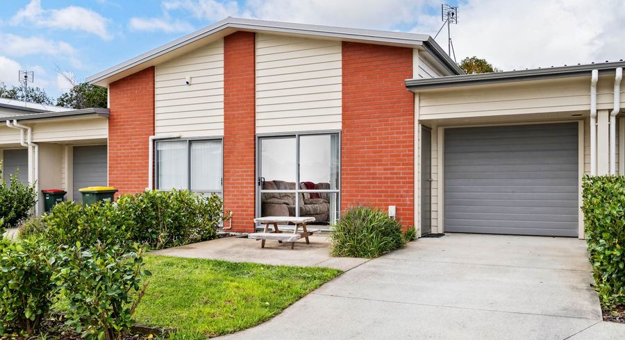  at 10/46 Park Estate Road, Rosehill, Papakura