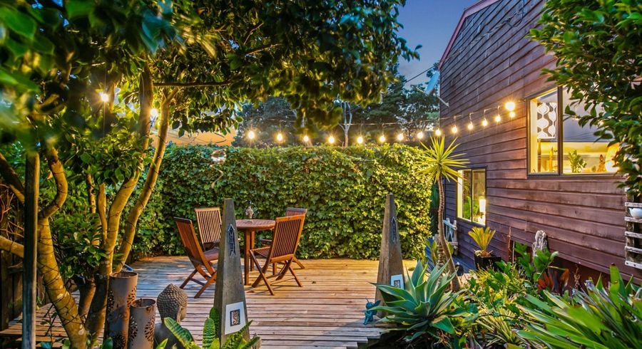  at 1/33 Eskdale Road, Birkdale, North Shore City, Auckland