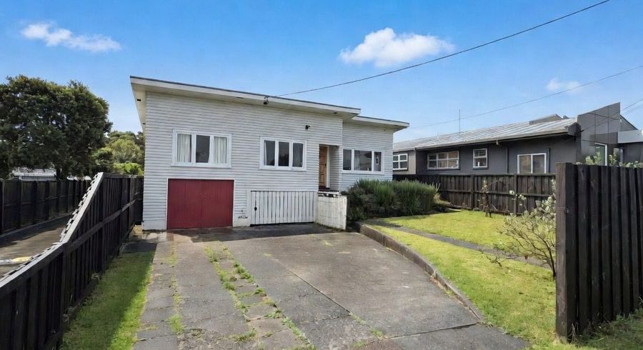  at Northcote, North Shore City, Auckland