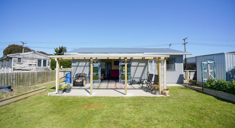 at 136 Avon Road, Clifton, Invercargill