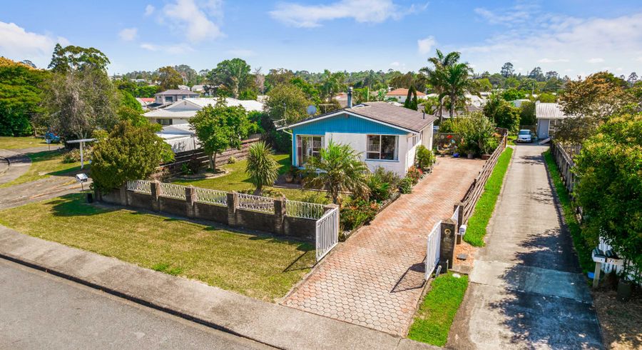  at 11 Newland Grove, Henderson, Auckland