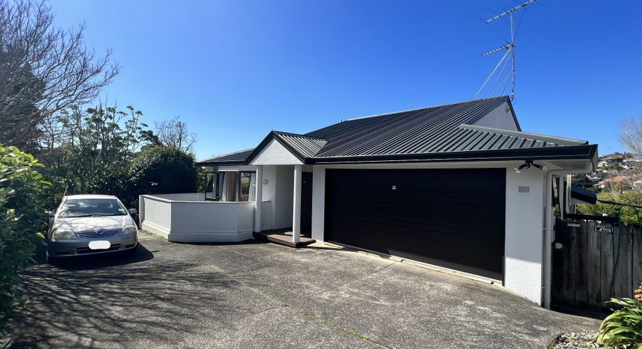  at 5B Pelican Lane, Unsworth Heights, North Shore City, Auckland