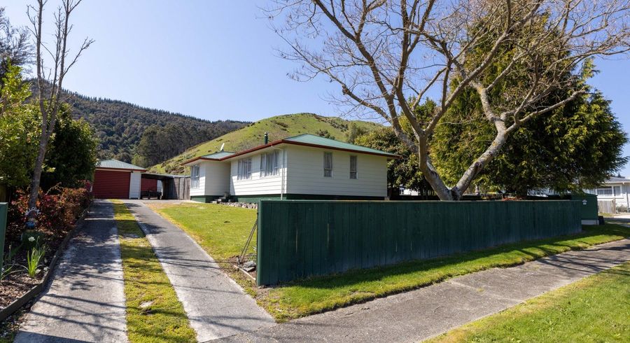  at 17 Rata Avenue, Tapawera