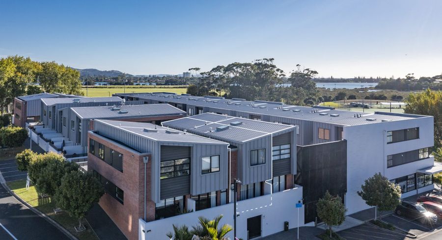  at 27/4 Stables Lane, Millwater, Rodney, Auckland