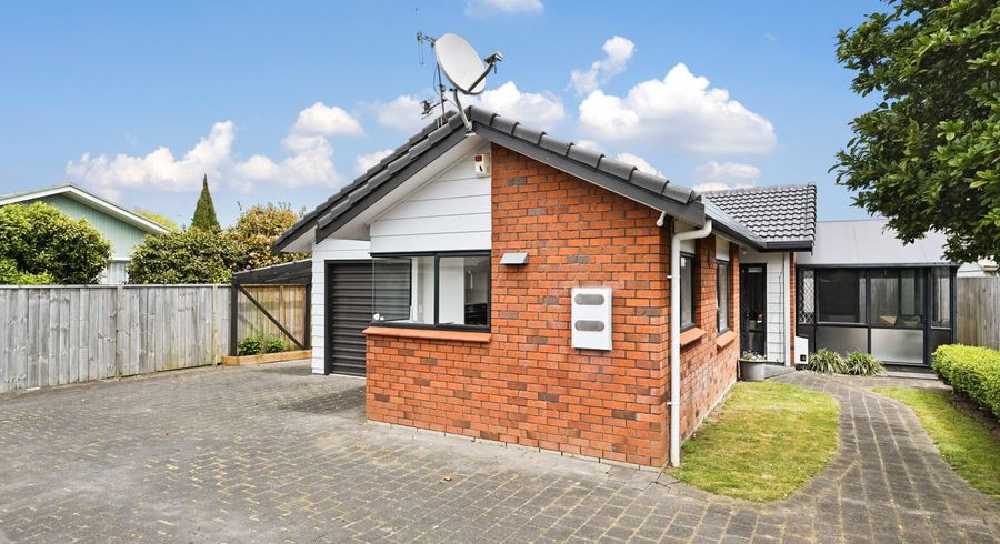  at 5A Bolmuir Road, Forest Lake, Hamilton