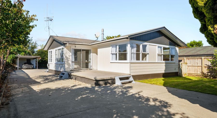  at 16 Caernarvon Street, Dinsdale, Hamilton, Waikato