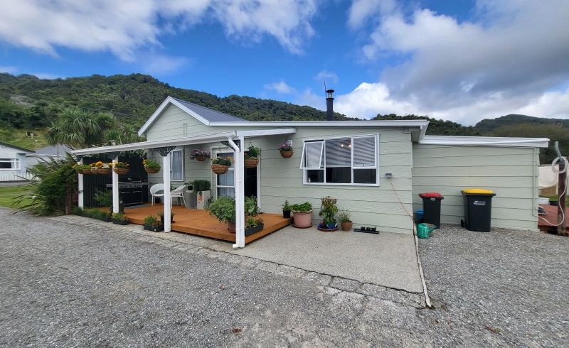  at 162 Ward Street, Cobden, Greymouth