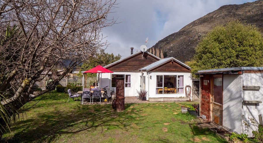  at 35 Remarkables Crescent, Frankton, Queenstown-Lakes, Otago