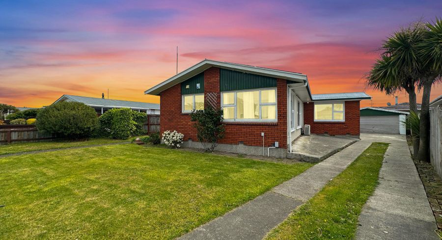  at 64 Frensham Crescent, Woolston, Christchurch