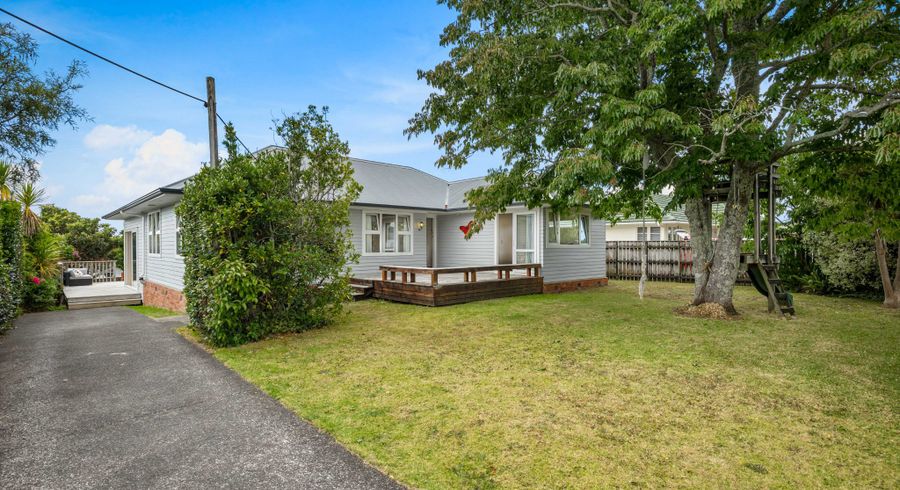  at 34 Neil Avenue, Te Atatu Peninsula, Auckland