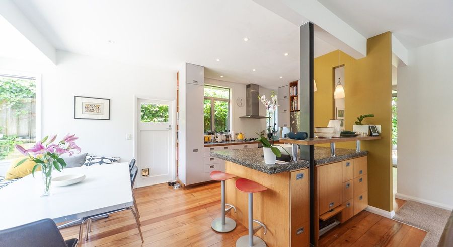  at 21 Nevay Road, Miramar, Wellington, Wellington