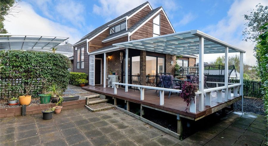  at 2/1255 Dominion Road Extension, Mount Roskill, Auckland City, Auckland