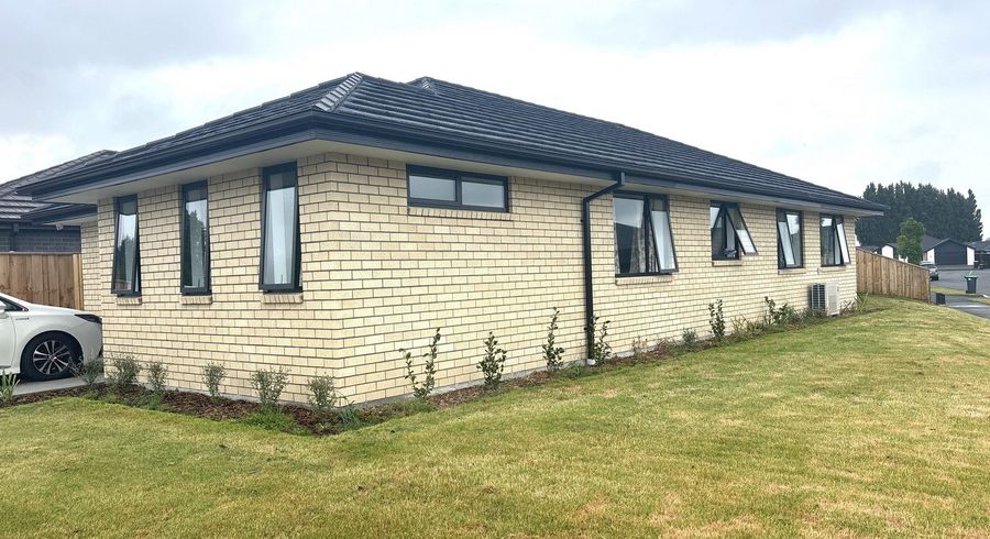  at 2 Applegrove Crescent, Belfast, Christchurch City, Canterbury