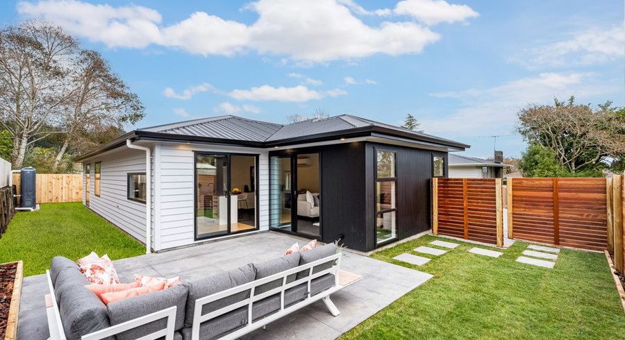  at 2/29 Moeraki Road, Maoribank, Upper Hutt, Wellington