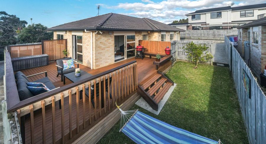  at 25 Drake Street, Howick, Auckland