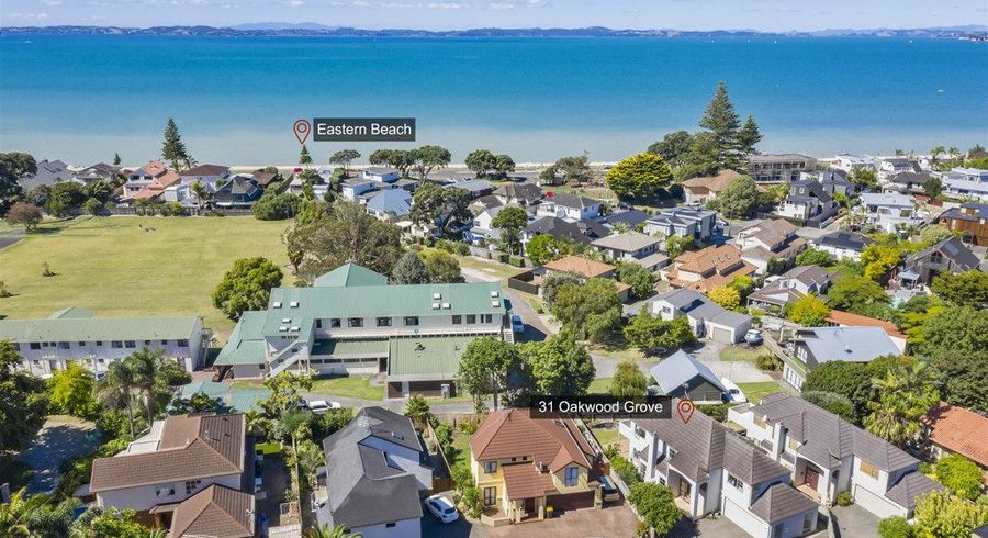  at 31 Oakwood Grove, Eastern Beach, Auckland