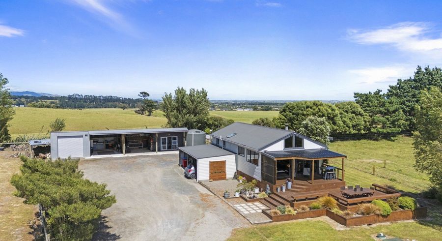  at 156 Williams Road, Tokomaru