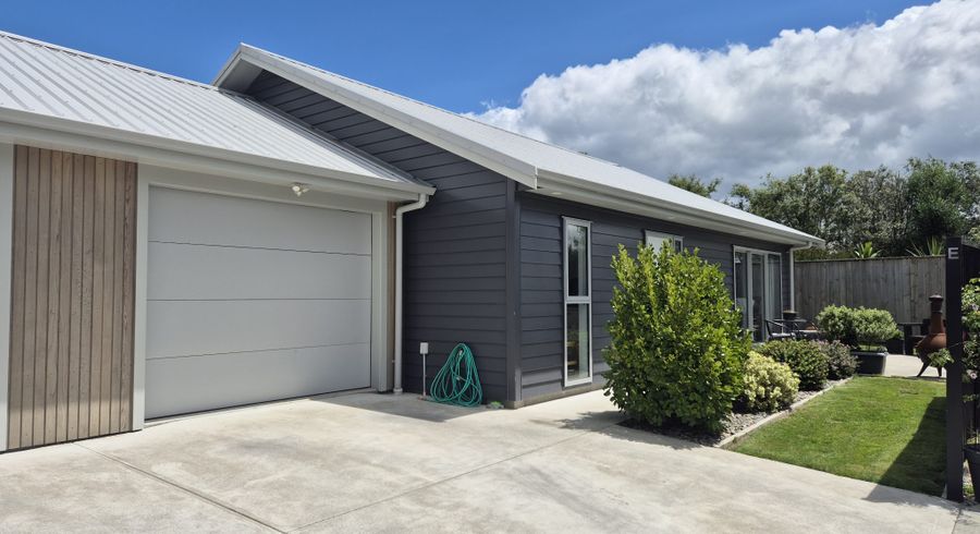  at 76E South Road, Masterton, Masterton, Wellington