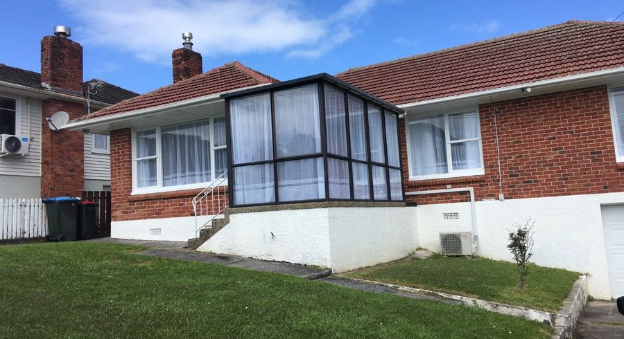  at 38 Budgen Street, Mount Roskill, Auckland