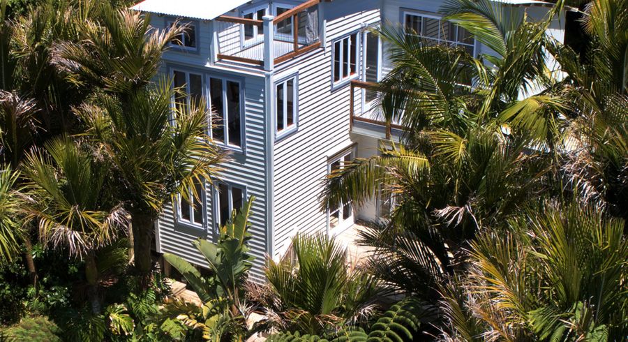  at 17 Rayner Road, Piha, Waitakere City, Auckland