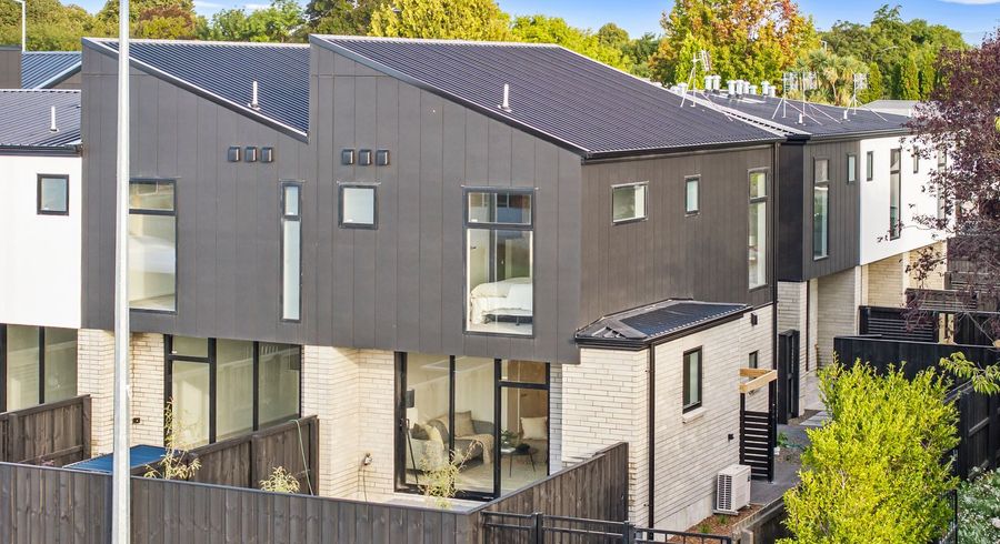  at 2/235 Cranford Street, St. Albans, Christchurch City, Canterbury