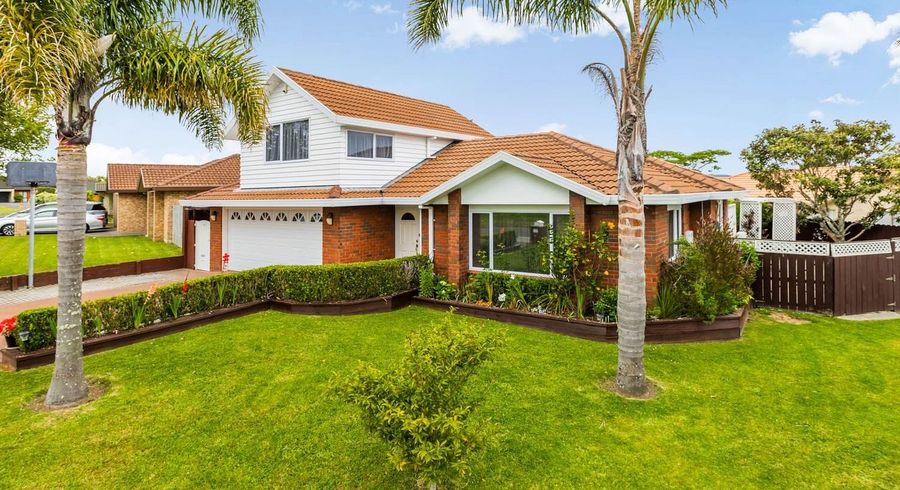  at 15 Newinn Crescent, East Tamaki Heights, Auckland