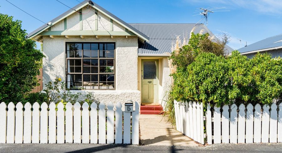  at 5 Jackson Street, Saint Kilda, Dunedin, Otago