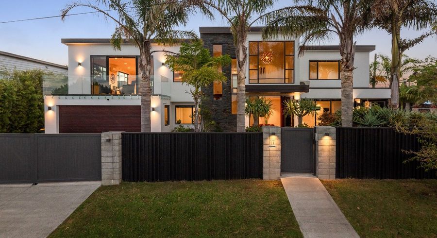  at 17 Waitemata Road, Hauraki, Auckland