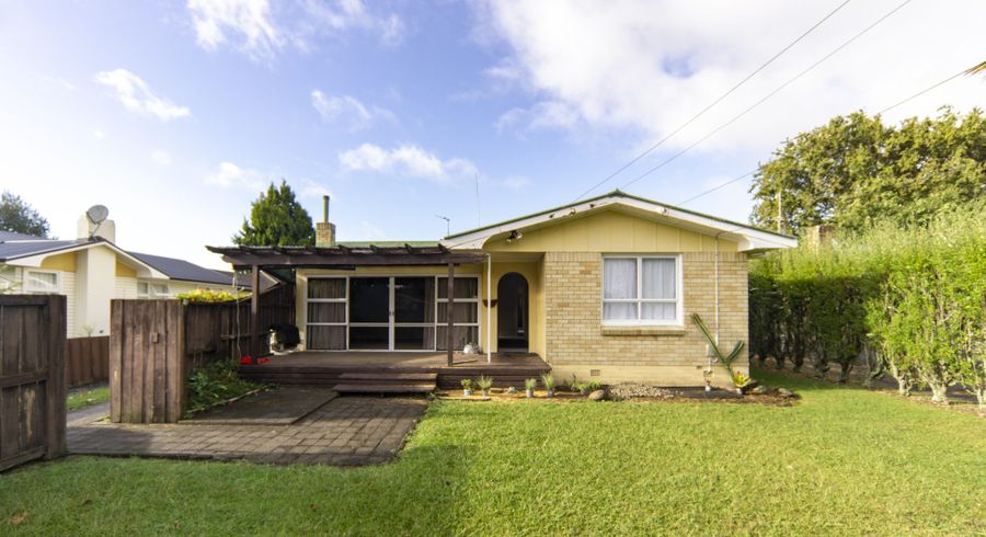  at 112 Masters Avenue, Silverdale, Hamilton