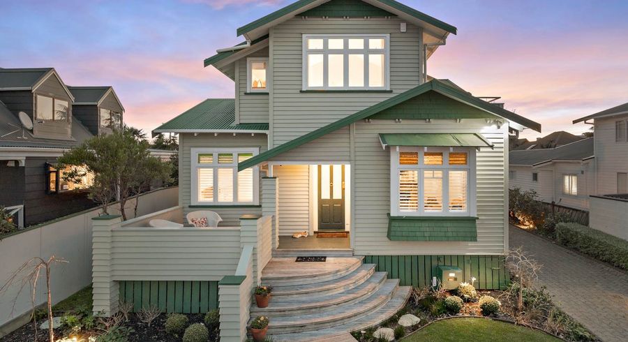  at 4  Bangor Street, Point Chevalier, Auckland City, Auckland