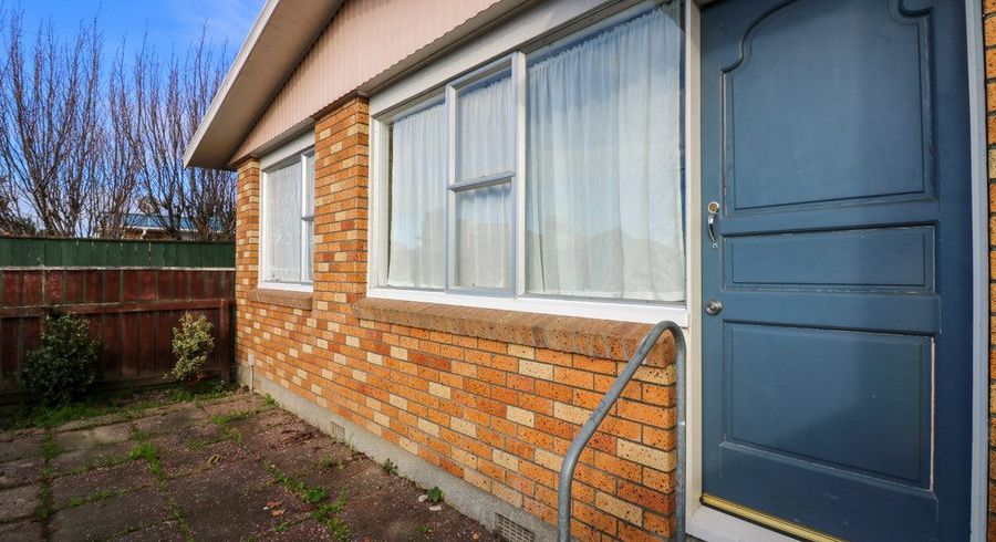  at 1/84 Linton Street, West End, Palmerston North