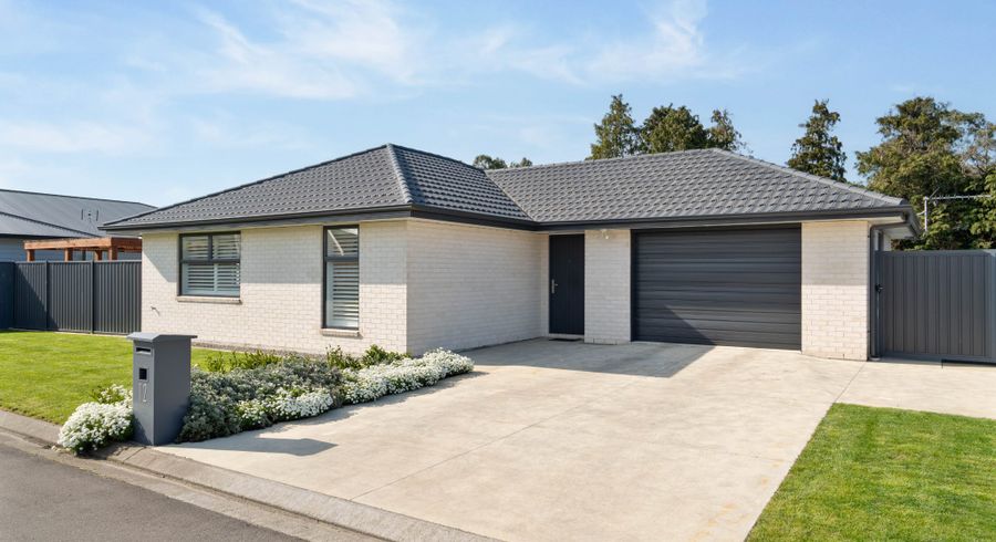 at 12 Maple Grove, Solway, Masterton