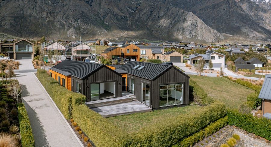  at 13 Falconer Rise, Jacks Point, Queenstown-Lakes, Otago