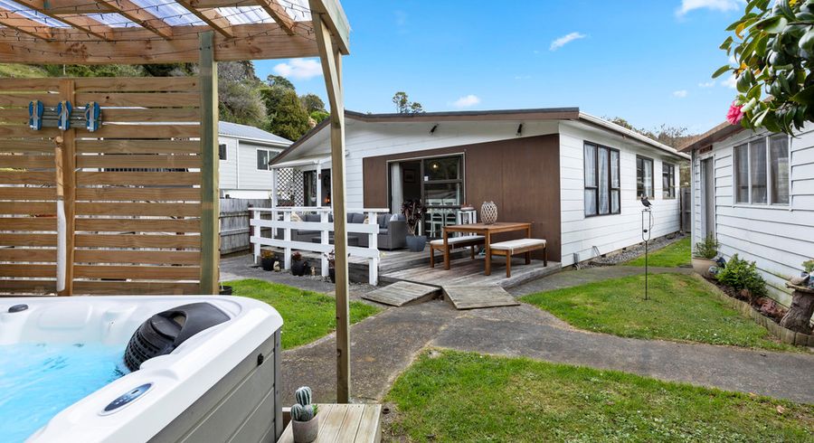  at 14A Crystal Grove, Birchville, Upper Hutt
