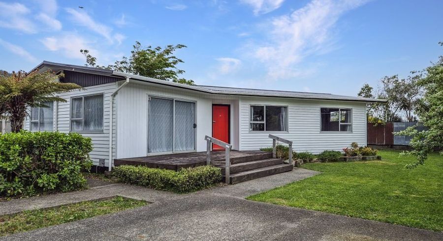  at 32 Matthews Road, Wainuiomata, Lower Hutt, Wellington