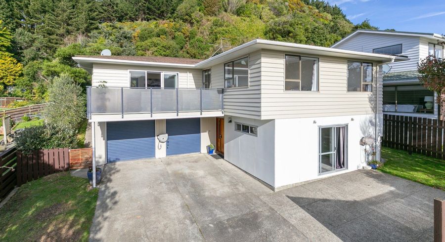  at 37 Woodman Drive, Tawa, Wellington, Wellington