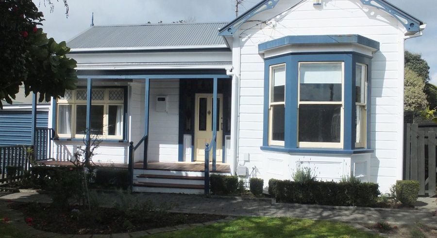  at 28  Bay Street, Petone, Lower Hutt, Wellington