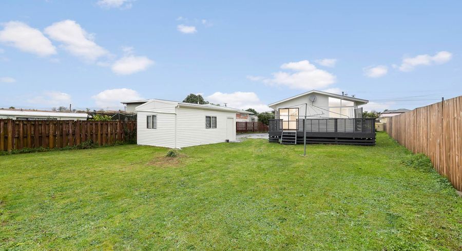  at 29 Harrington Road, Henderson, Auckland