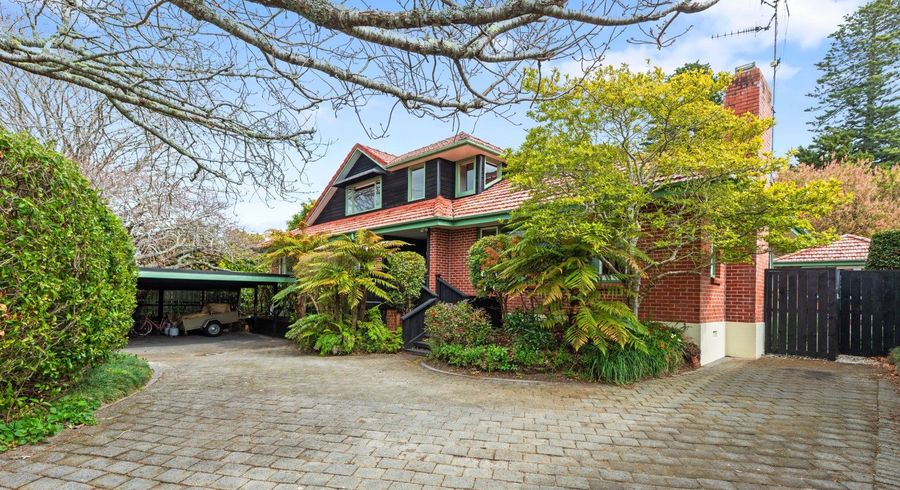  at 221 Grange Road, Otumoetai, Tauranga, Bay Of Plenty
