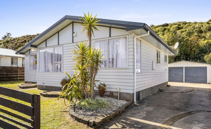  at 186 Major Drive, Kelson, Lower Hutt