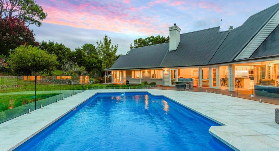  at 274 Glenmore Road, Albany