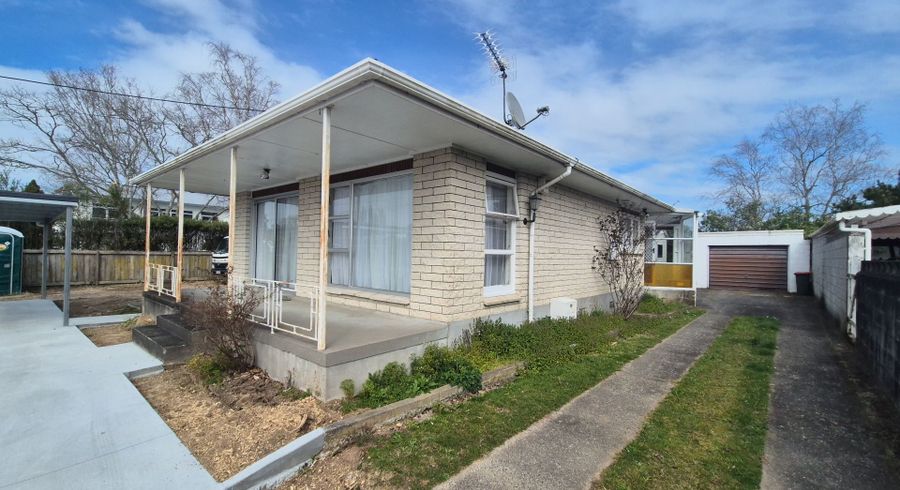  at 17 Regent Street, Silverdale, Hamilton, Waikato