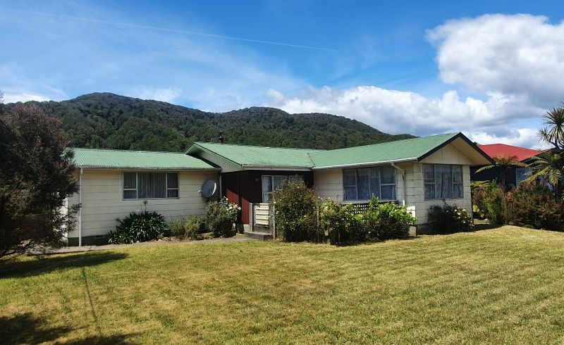  at 25 Oxford Street, Taylorville, Greymouth