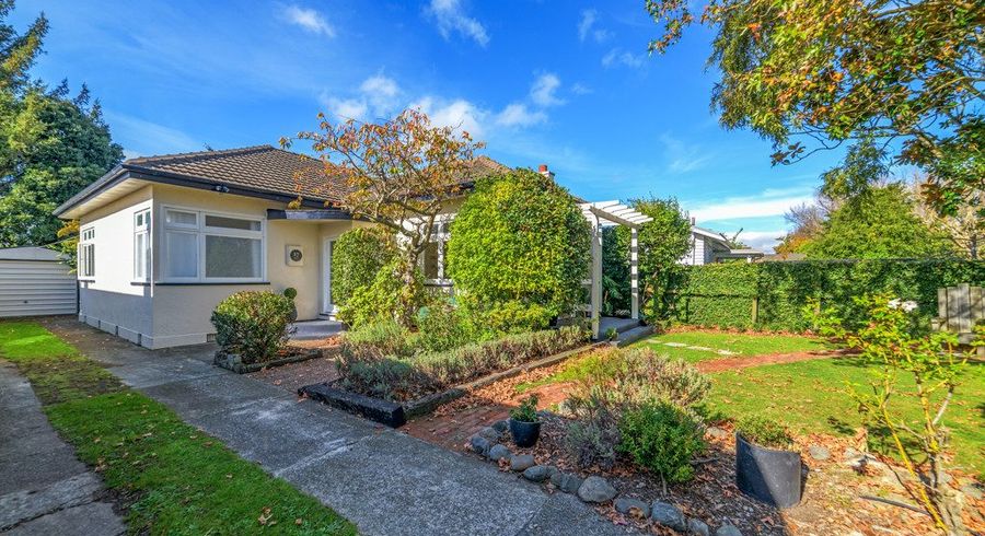 at 27 Union Street, Hokowhitu, Palmerston North, Manawatu / Whanganui