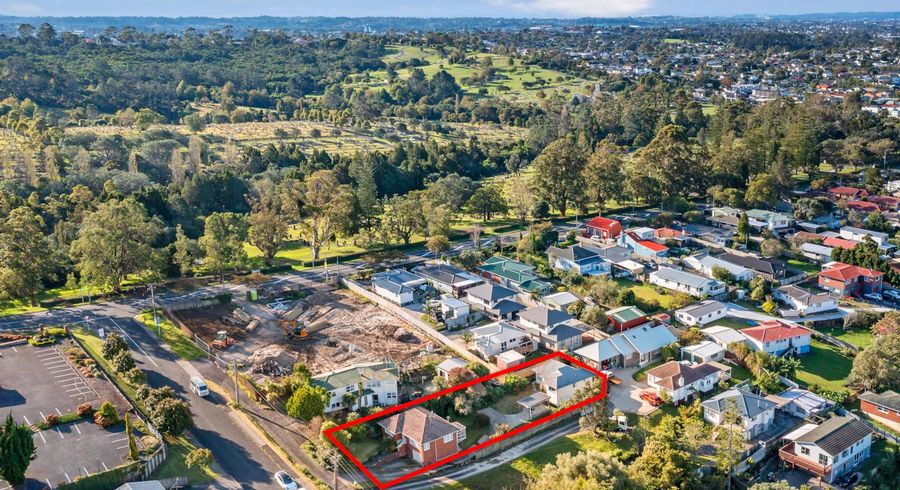  at 2 Glenorchy Street, Glen Eden, Auckland