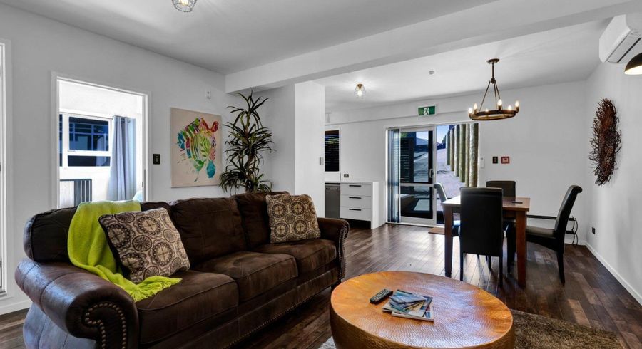 at 1/367 Devon Street East, Strandon, New Plymouth, Taranaki
